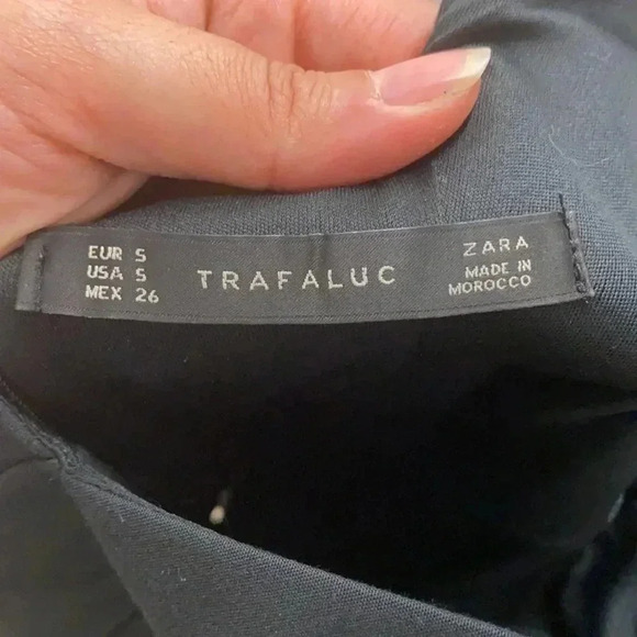 Zara low  back dress - Picture 5 of 7